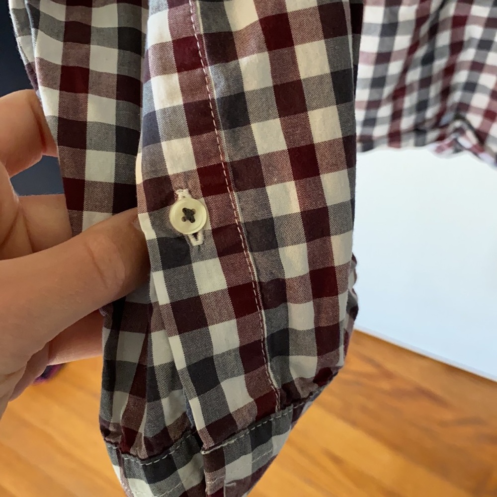 Mens button down - Picture 4 of 4